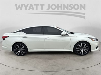 2020 Nissan Altima 2.5 Platinum