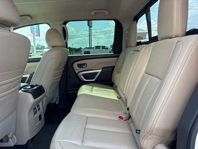 2017 Nissan Titan Base