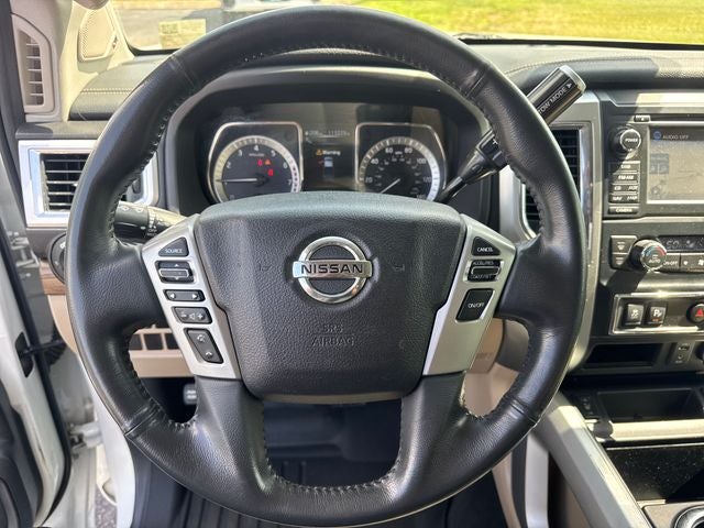 2017 Nissan Titan Base