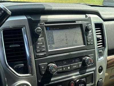 2017 Nissan Titan Base