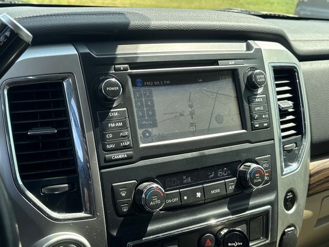 2017 Nissan Titan Base