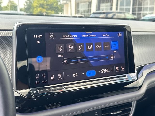 2024 Volkswagen Atlas Cross Sport 2.0T SEL R-Line