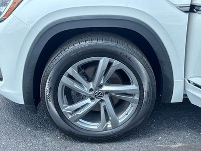 2024 Volkswagen Atlas Cross Sport 2.0T SEL R-Line