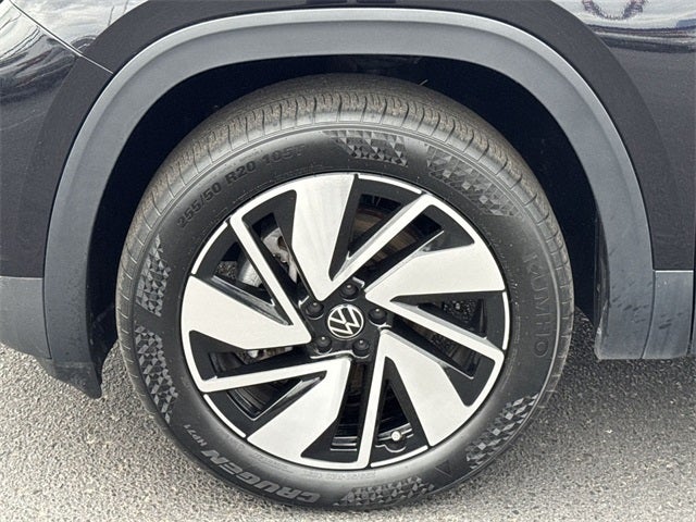 2025 Volkswagen Atlas 2.0T SE w/Technology 2.0T SE