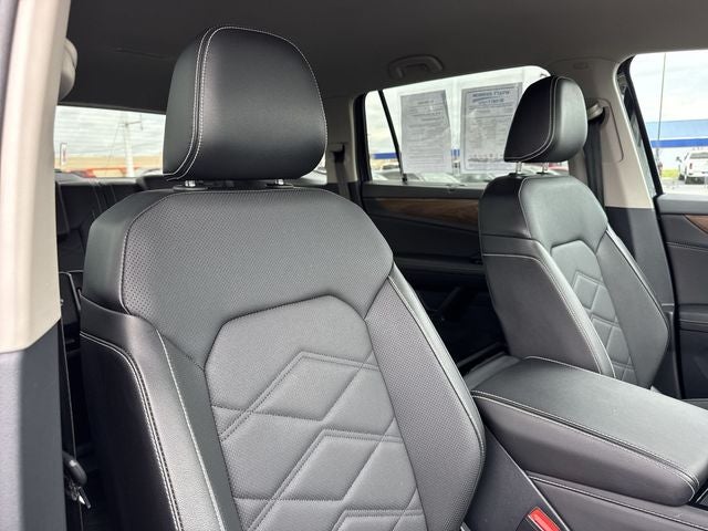 2025 Volkswagen Atlas 2.0T SE w/Technology 2.0T SE