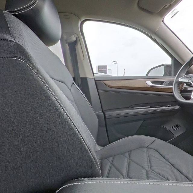 2025 Volkswagen Atlas 2.0T SE w/Technology 2.0T SE