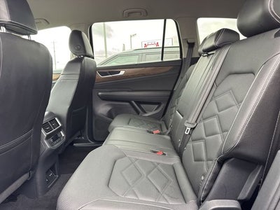 2025 Volkswagen Atlas 2.0T SE w/Technology 2.0T SE
