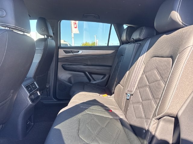 2026 Volkswagen Atlas Cross Sport SE w/Technology