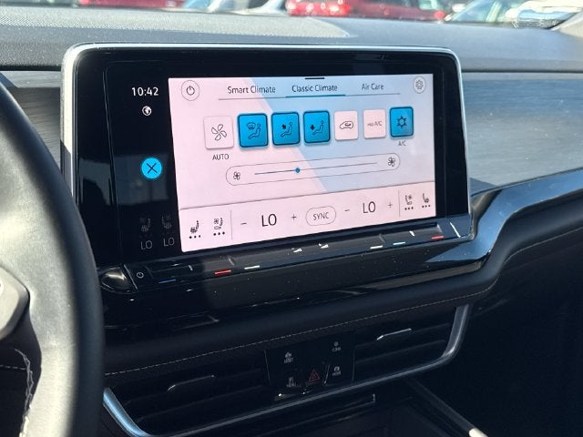 2026 Volkswagen Atlas Cross Sport SE w/Technology