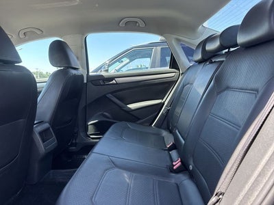 2015 Volkswagen Passat Base
