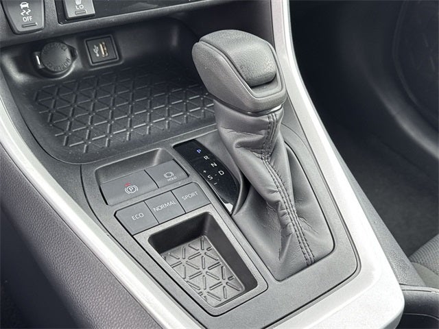 2025 Toyota RAV4 XLE XLE