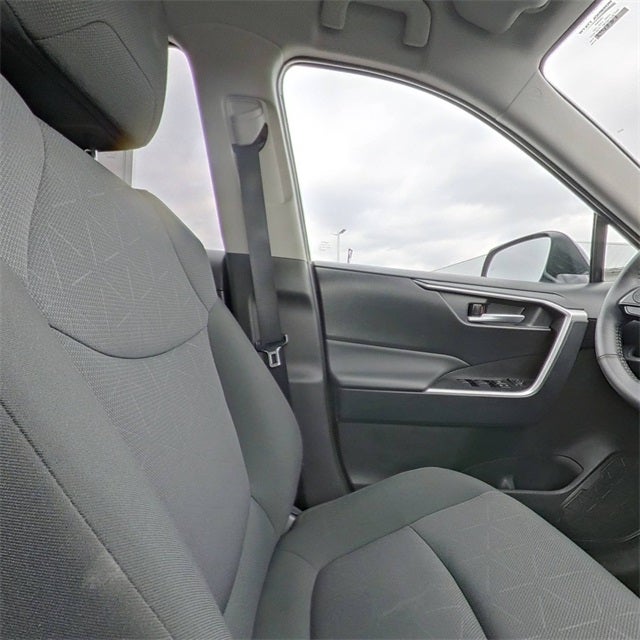 2025 Toyota RAV4 XLE XLE