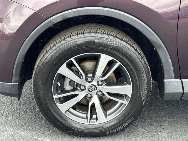 2018 Toyota RAV4 XLE XLE