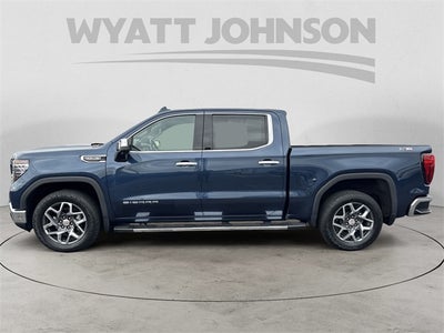 2022 GMC Sierra 1500 SLT