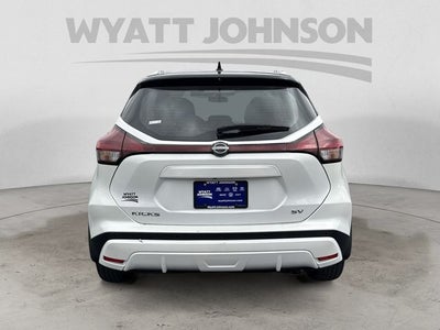 2023 Nissan Kicks SV