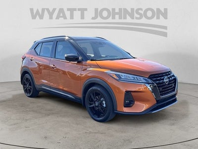 2023 Nissan Kicks SR