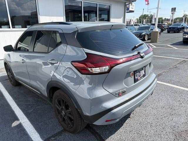 2023 Nissan Kicks SR