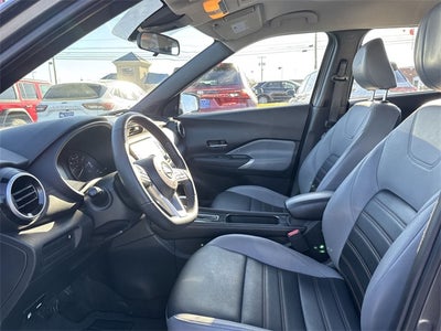 2023 Nissan Kicks SR