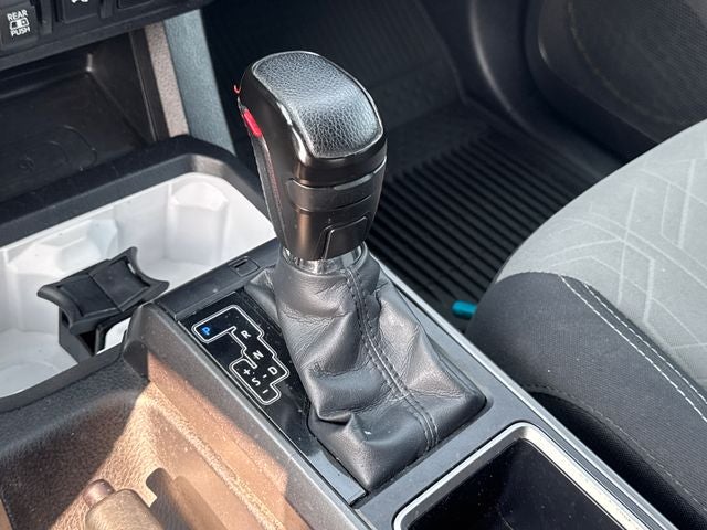 2022 Toyota Tacoma TRD Off-Road V6