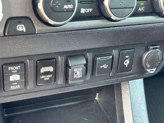 2022 Toyota Tacoma TRD Off-Road V6