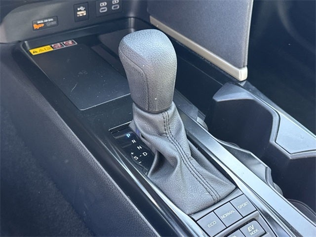 2025 Toyota Camry LE LE