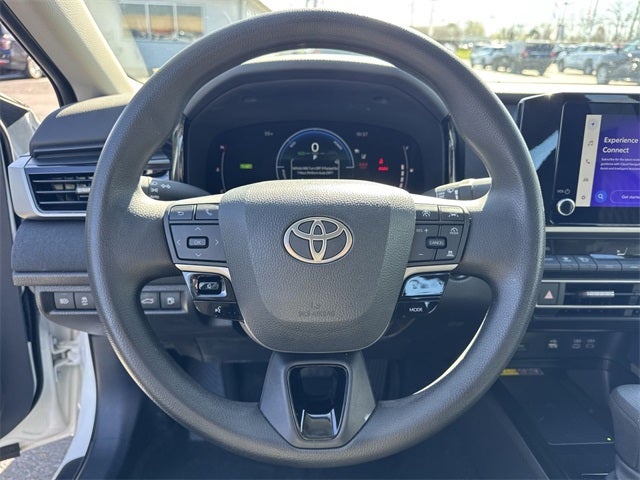 2025 Toyota Camry LE LE