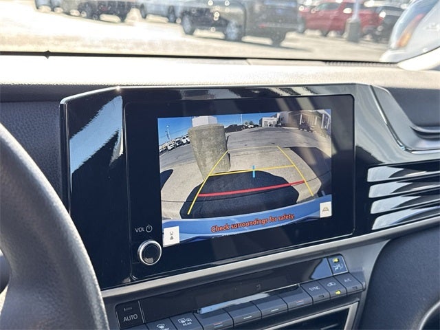 2025 Toyota Camry LE LE