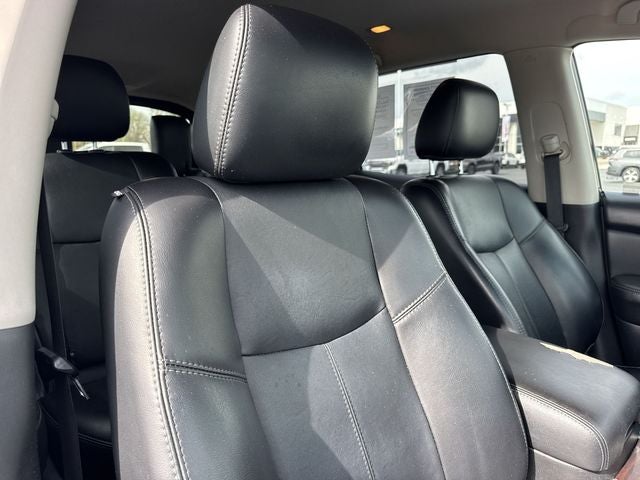 2015 Nissan Pathfinder SL
