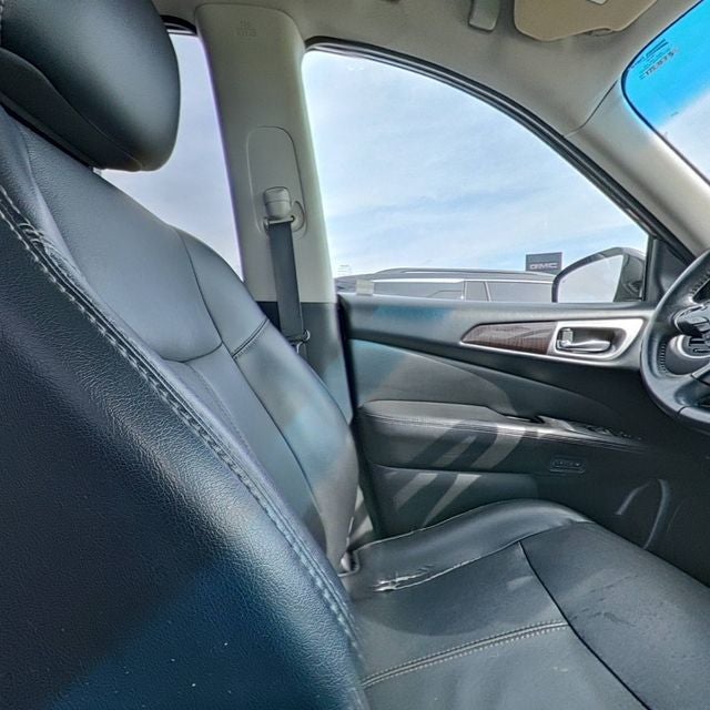 2015 Nissan Pathfinder SL