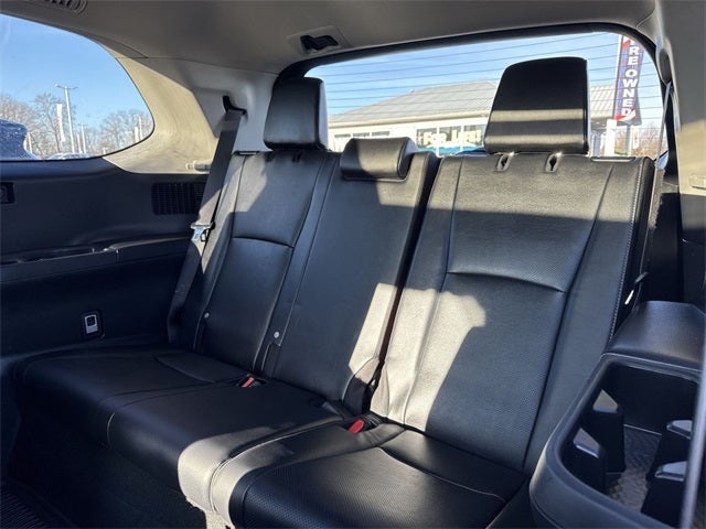 2024 Toyota Grand Highlander Base