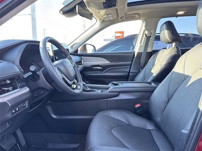 2024 Toyota Grand Highlander Base