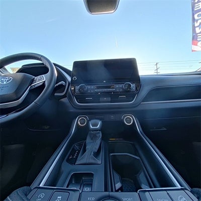 2024 Toyota Grand Highlander Base