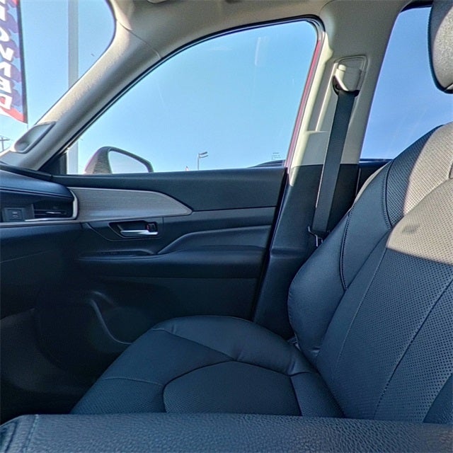 2024 Toyota Grand Highlander Base