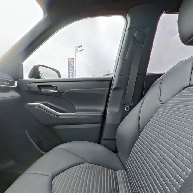 2025 Toyota Highlander XSE