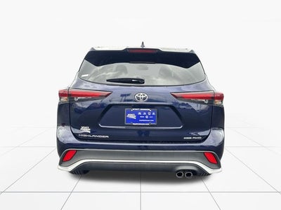 2025 Toyota Highlander XSE