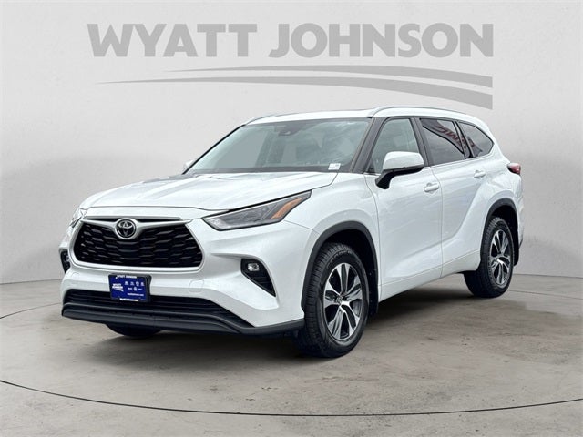 2023 Toyota Highlander XLE XLE