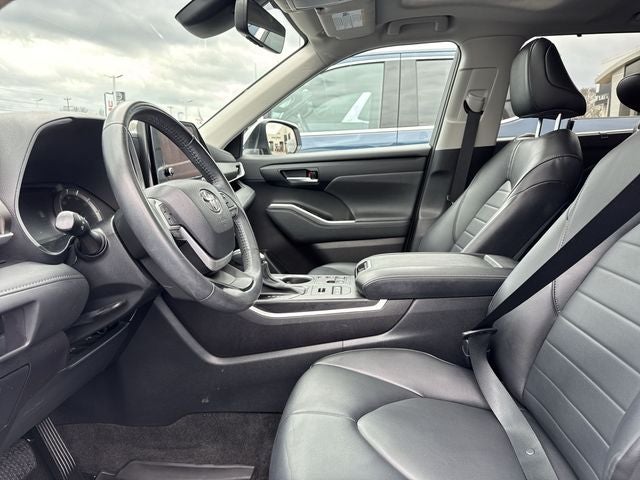 2023 Toyota Highlander XLE XLE