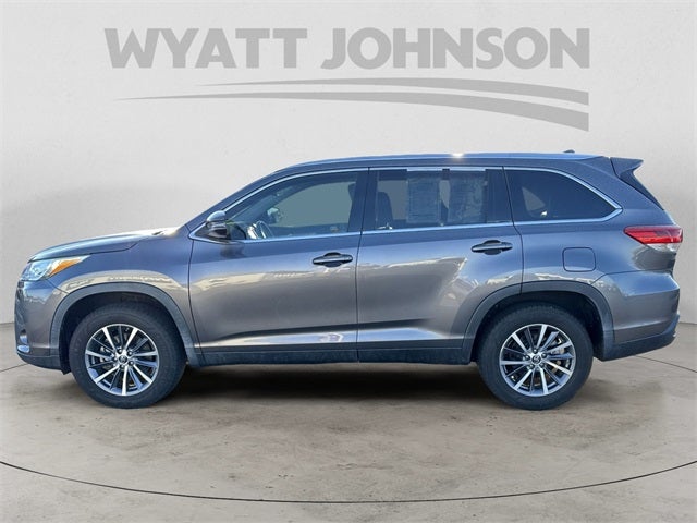 2019 Toyota Highlander Base