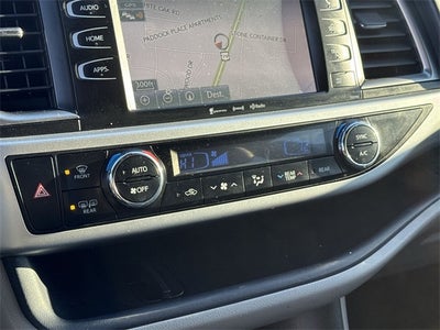 2019 Toyota Highlander Base