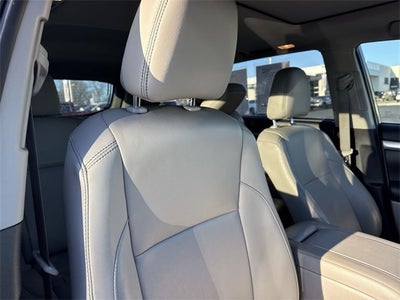 2019 Toyota Highlander Base