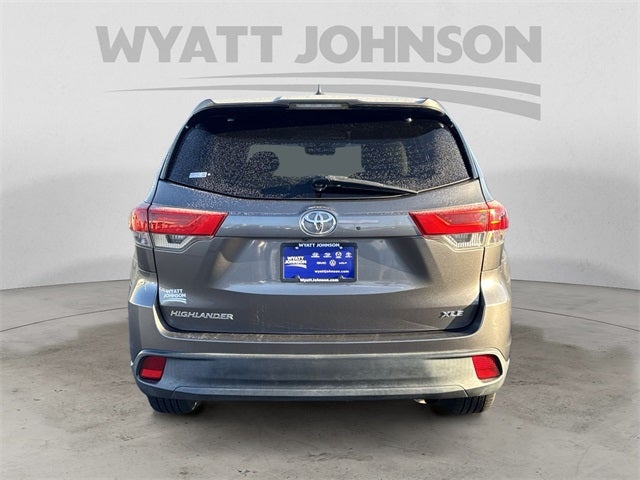 2019 Toyota Highlander Base