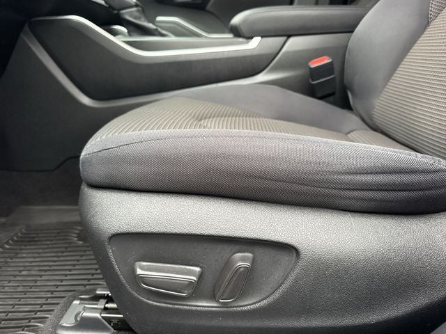 2020 Toyota Highlander LE LE