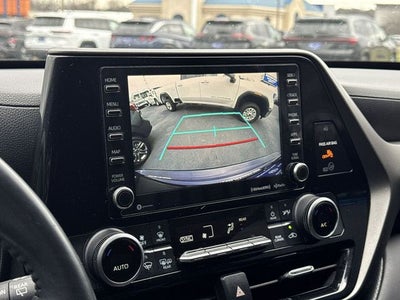 2020 Toyota Highlander LE LE