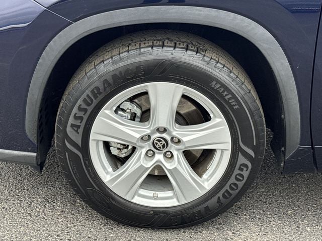 2020 Toyota Highlander LE LE