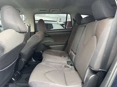 2020 Toyota Highlander LE LE