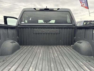 2022 Toyota Tundra SR5 SR5