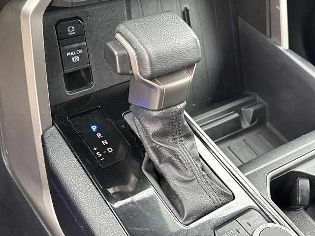 2022 Toyota Tundra SR5 SR5