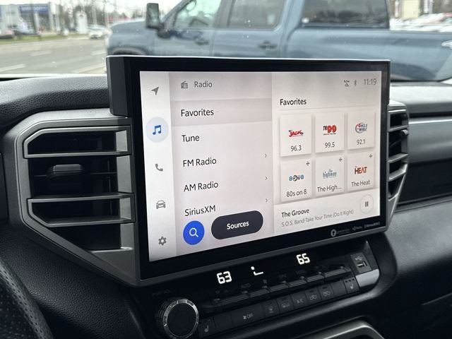 2022 Toyota Tundra SR5 SR5