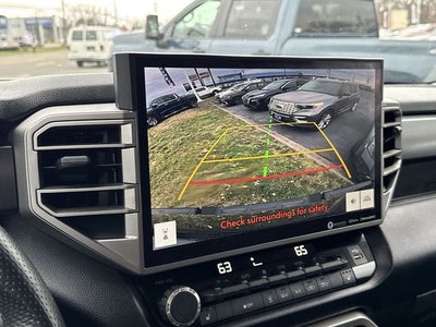 2022 Toyota Tundra SR5 SR5