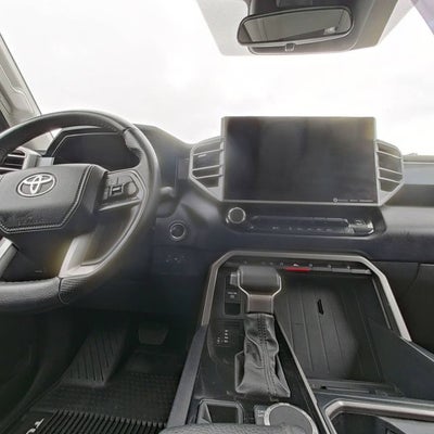 2022 Toyota Tundra SR5 SR5